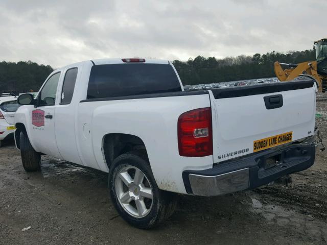 1GCEC19C97Z504729 - 2007 CHEVROLET SILVERADO WHITE photo 3