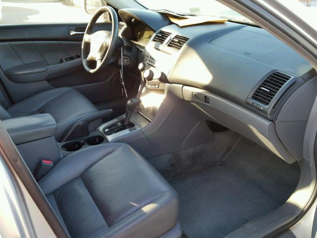 1HGCM56867A222138 - 2007 HONDA ACCORD EX SILVER photo 5