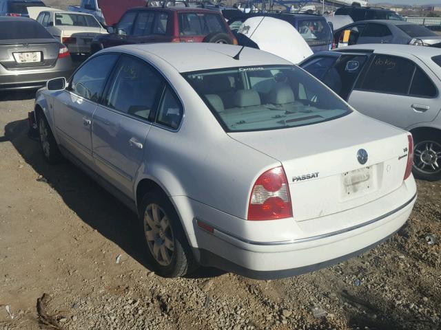 WVWTH63B23P104152 - 2003 VOLKSWAGEN PASSAT GLX WHITE photo 3