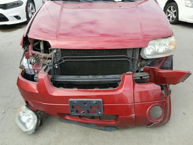 1FMYU04105KA79509 - 2005 FORD ESCAPE LIM RED photo 9