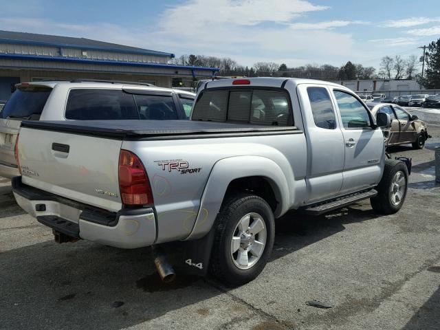 5TEUU42N35Z011832 - 2005 TOYOTA TACOMA ACC SILVER photo 4