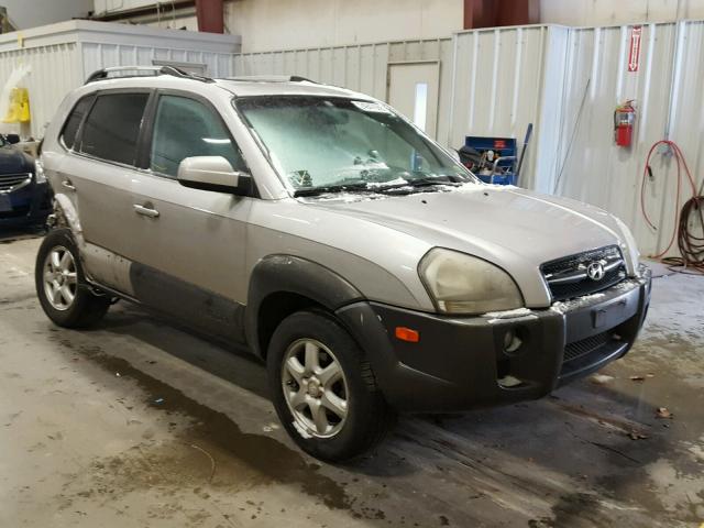 KM8JN72D35U080534 - 2005 HYUNDAI TUCSON GLS SILVER photo 1