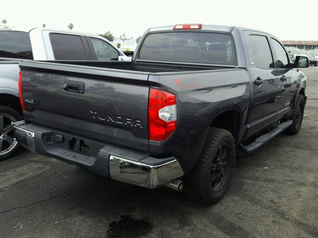 5TFDW5F11FX440001 - 2015 TOYOTA TUNDRA CRE GRAY photo 4