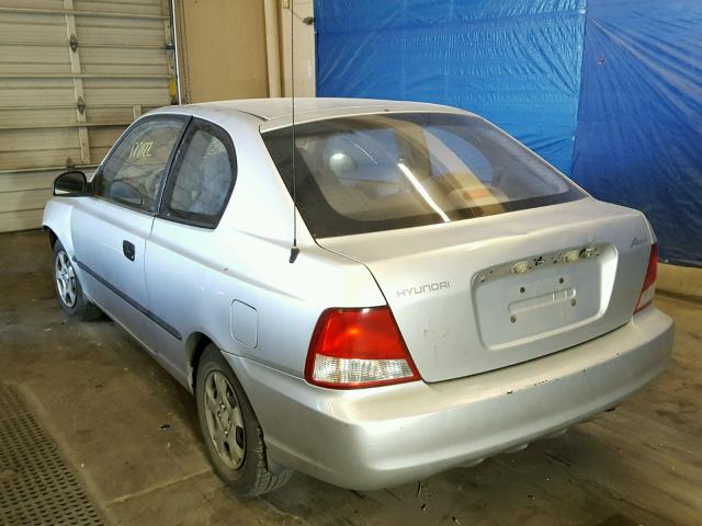 KMHCF35G72U228863 - 2002 HYUNDAI ACCENT L SILVER photo 3