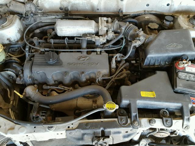 KMHCF35G72U228863 - 2002 HYUNDAI ACCENT L SILVER photo 7