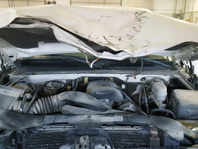 1GCHC24U33Z233678 - 2003 CHEVROLET SILVERADO WHITE photo 7