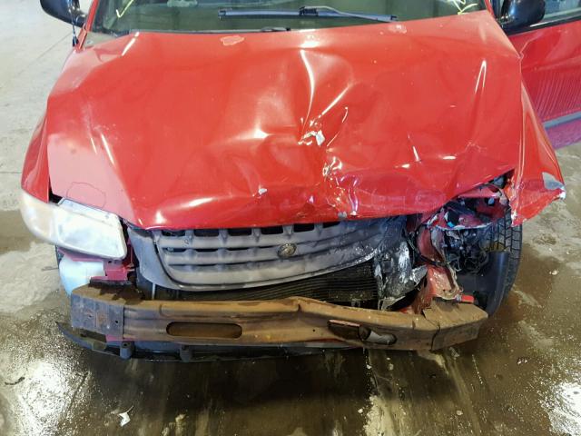 2P4FP25B3YR549751 - 2000 PLYMOUTH VOYAGER RED photo 7