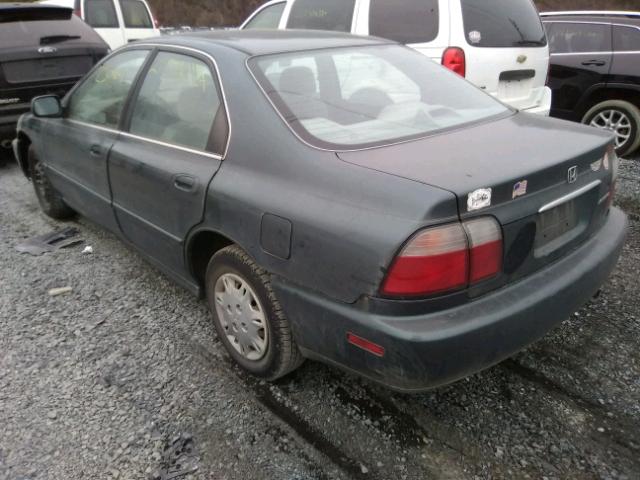 1HGCD5687VA181242 - 1997 HONDA ACCORD VAL GREEN photo 3