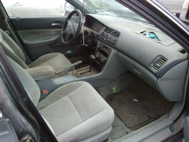 1HGCD5687VA181242 - 1997 HONDA ACCORD VAL GREEN photo 5