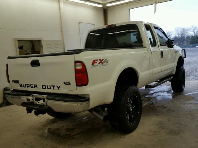 1FTNX21P13EB85045 - 2003 FORD F250 SUPER WHITE photo 4