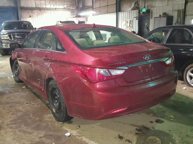 5NPEB4AC8CH402369 - 2012 HYUNDAI SONATA GLS RED photo 3