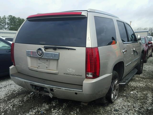 1GYEC638X8R212875 - 2008 CADILLAC ESCALADE L SILVER photo 4