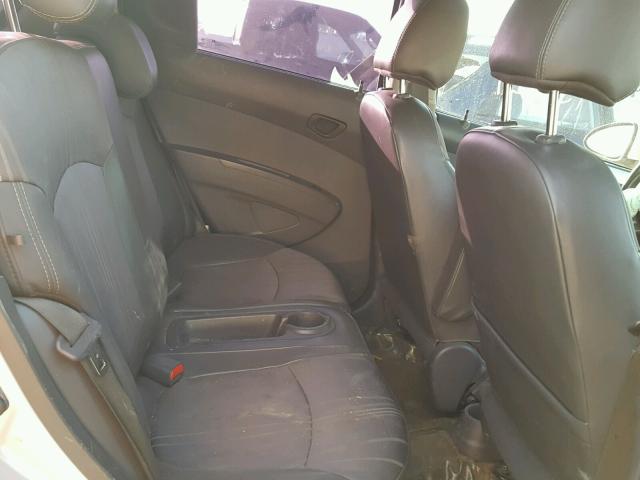 KL8CD6S98DC525675 - 2013 CHEVROLET SPARK 1LT Серебристый фото 6