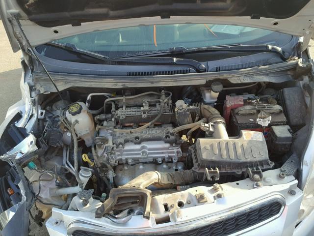 KL8CD6S98DC525675 - 2013 CHEVROLET SPARK 1LT Серебристый фото 7