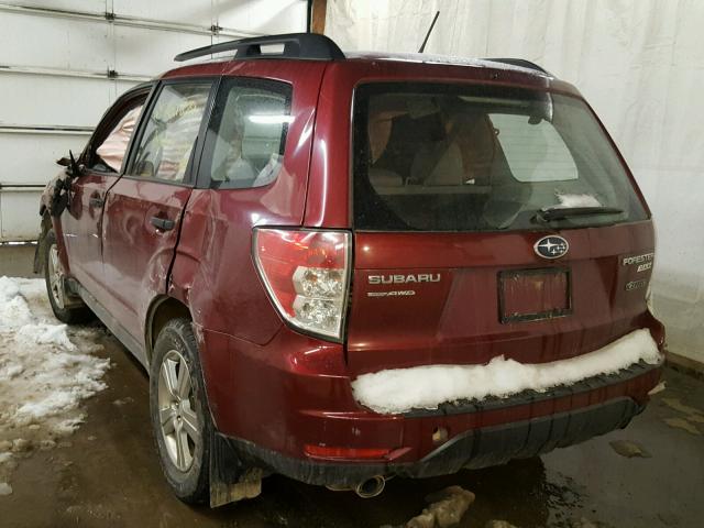 JF2SHABC6DH424726 - 2013 SUBARU FORESTER 2 MAROON photo 3