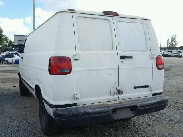 2B7JB21Y02K117612 - 2002 DODGE RAM VAN B2 WHITE photo 3