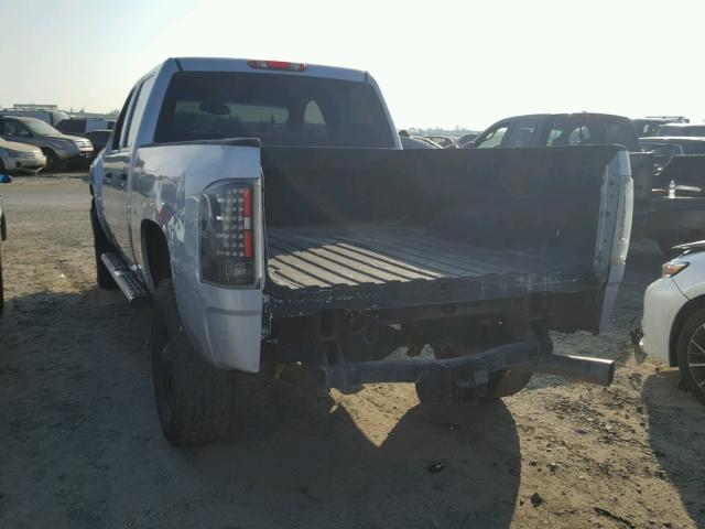 1GC1CVE85BF180535 - 2011 CHEVROLET SILVERADO SILVER photo 3