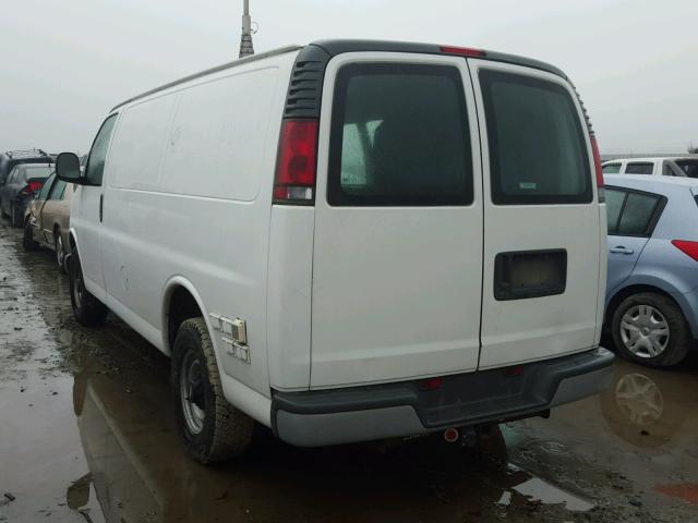 1GCHG35R9Y1279509 - 2000 CHEVROLET EXPRESS G3 WHITE photo 3