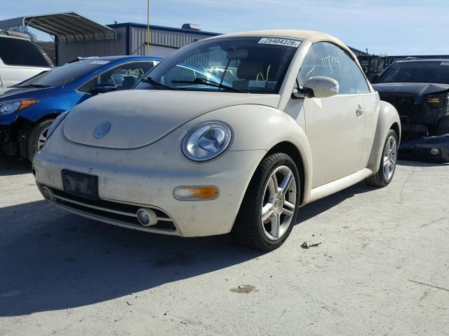 3VWCD31YX5M358408 - 2005 VOLKSWAGEN NEW BEETLE CREAM photo 2