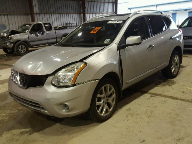 JN8AS5MT9CW260855 - 2012 NISSAN ROGUE S SILVER photo 2