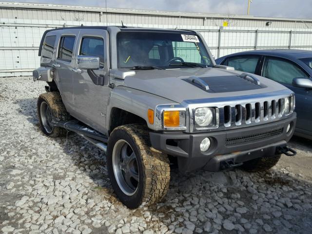 5GTDN136X68189915 - 2006 HUMMER H3 GOLD photo 1