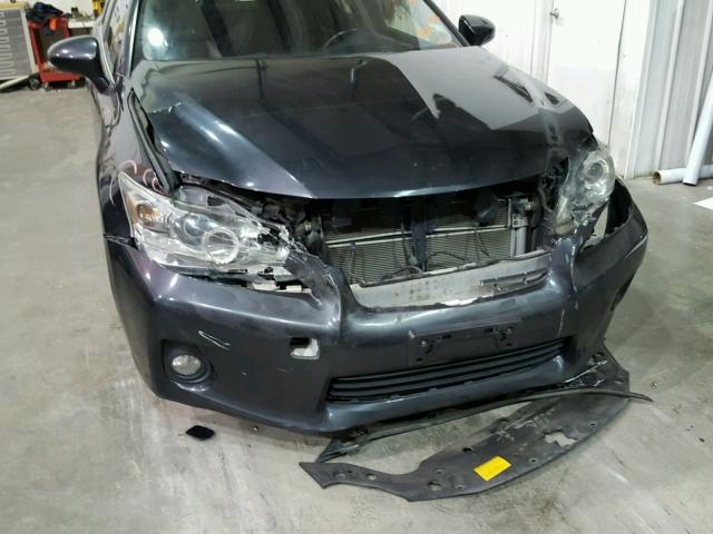 JTHKD5BHXB2040234 - 2011 LEXUS CT 200 GRAY photo 9