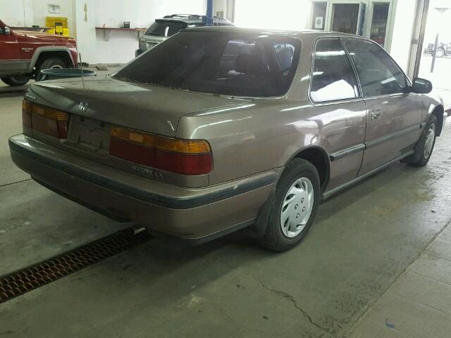 1HGCB7259LA009658 - 1990 HONDA ACCORD LX BROWN photo 4