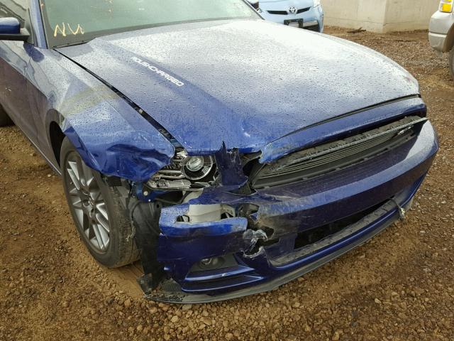 1ZVBP8AM0E5296696 - 2014 FORD MUSTANG BLUE photo 9