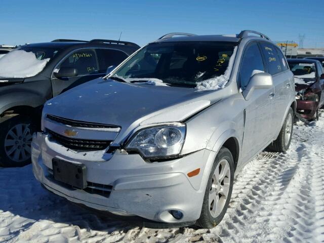 3GNAL4EK7DS582925 - 2013 CHEVROLET CAPTIVA LT GRAY photo 2