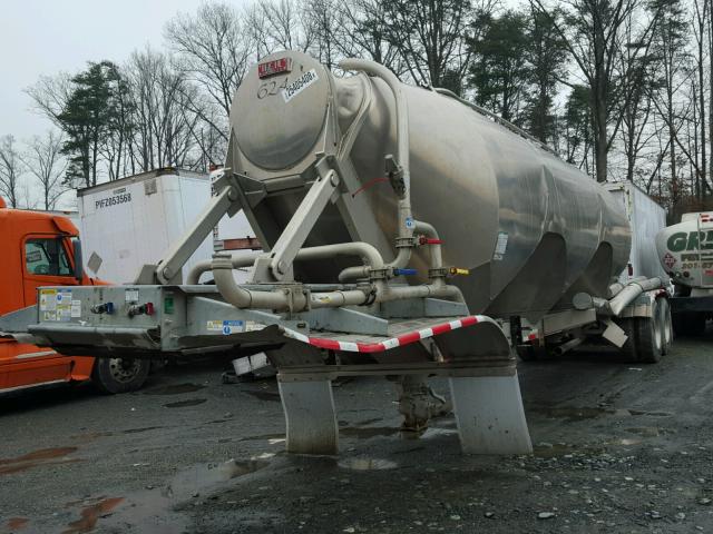 5HTSN4228F7T94648 - 2015 HEIL TANKER SILVER photo 2