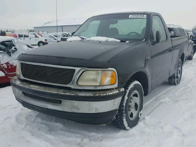 1FTZF1722WKB68626 - 1998 FORD F150 BLACK photo 2