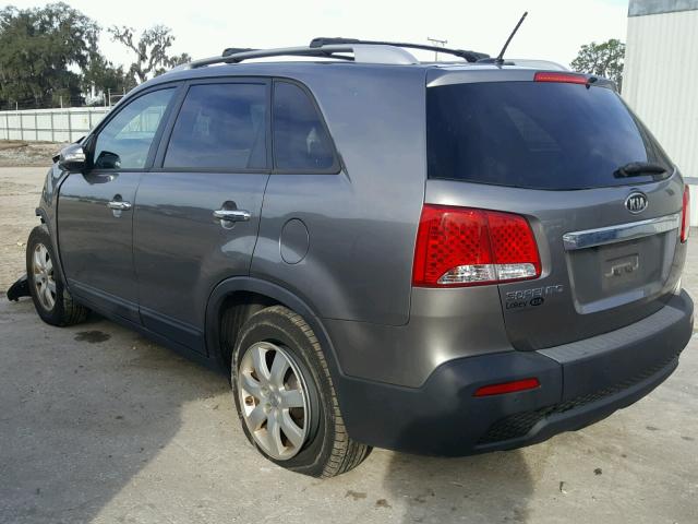 5XYKT3A61DG381653 - 2013 KIA SORENTO LX GRAY photo 3