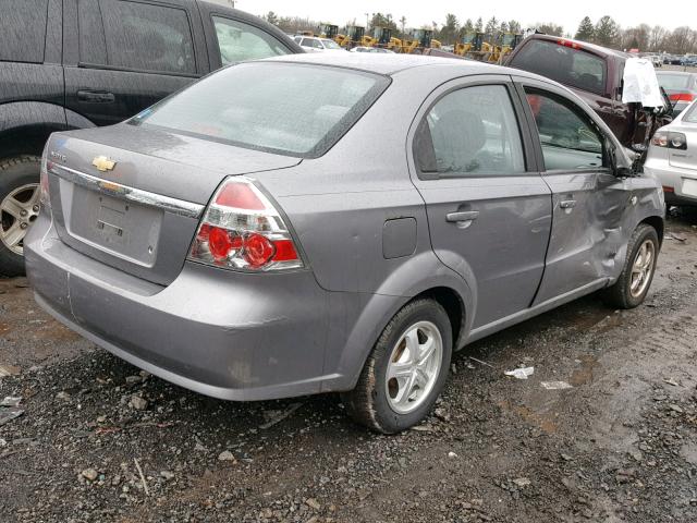 KL1TD566X7B065387 - 2007 CHEVROLET AVEO BASE GRAY photo 4