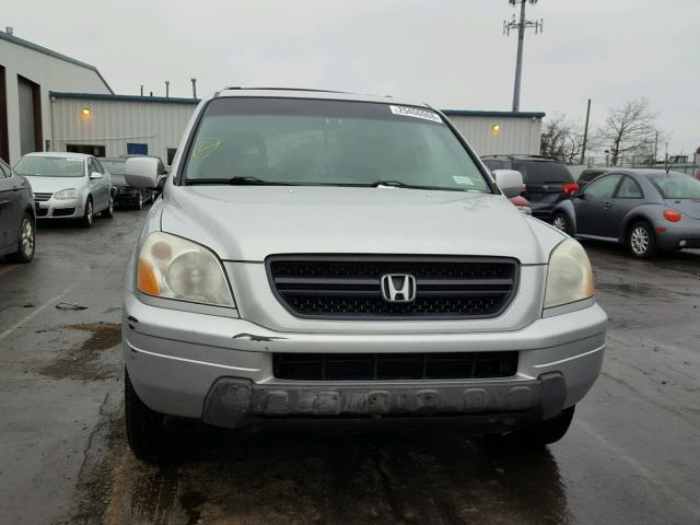 2HKYF18574H516923 - 2004 HONDA PILOT EXL SILVER photo 9