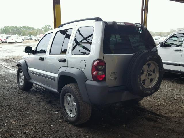 1J4GK48K05W562212 - 2005 JEEP LIBERTY SP SILVER photo 3