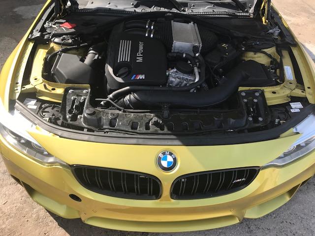 WBS3R9C54FK334357 - 2015 BMW M4 YELLOW photo 7