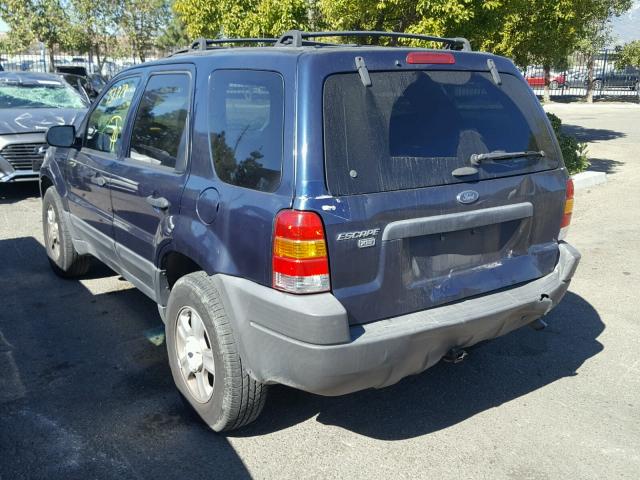 1FMYU03113KA31824 - 2003 FORD ESCAPE XLT BLUE photo 3