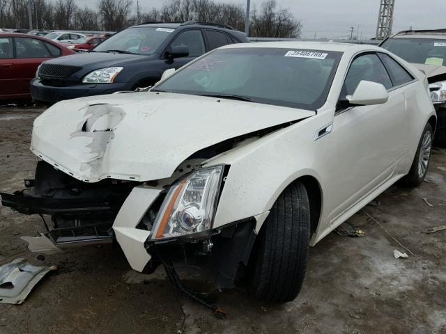 1G6DL1ED5B0157202 - 2011 CADILLAC CTS PERFOR WHITE photo 2