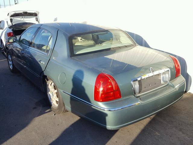 1LNHM82V56Y636725 - 2006 LINCOLN TOWN CAR S GREEN photo 3