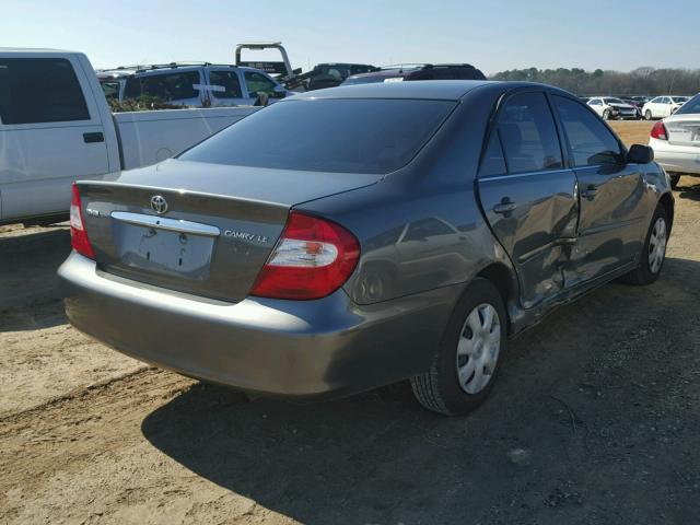 JTDBE32K240283985 - 2004 TOYOTA CAMRY LE GRAY photo 4