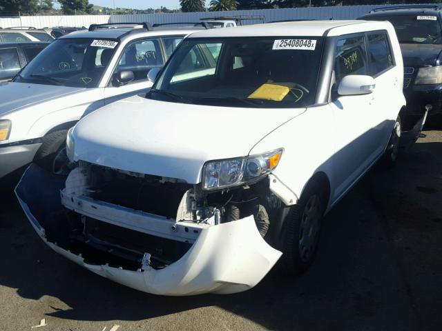 JTLZE4FE1FJ069368 - 2015 TOYOTA SCION XB WHITE photo 2