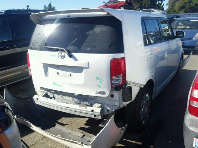 JTLZE4FE1FJ069368 - 2015 TOYOTA SCION XB WHITE photo 4