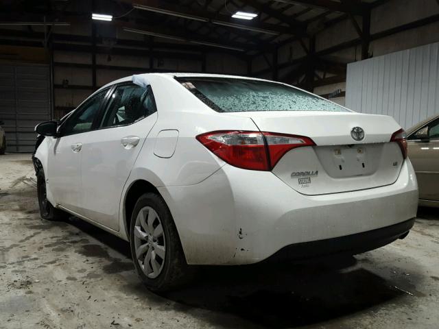 5YFBURHE7FP304698 - 2015 TOYOTA COROLLA L WHITE photo 3