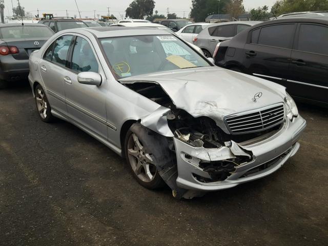 WDBRF52H67F879306 - 2007 MERCEDES-BENZ C 230 SILVER photo 1