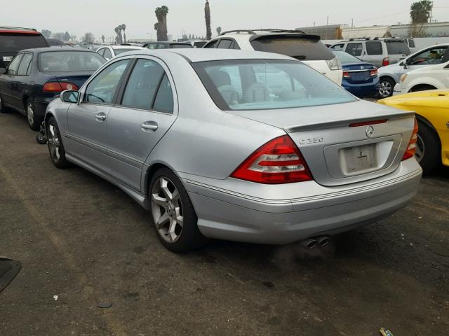 WDBRF52H67F879306 - 2007 MERCEDES-BENZ C 230 SILVER photo 3