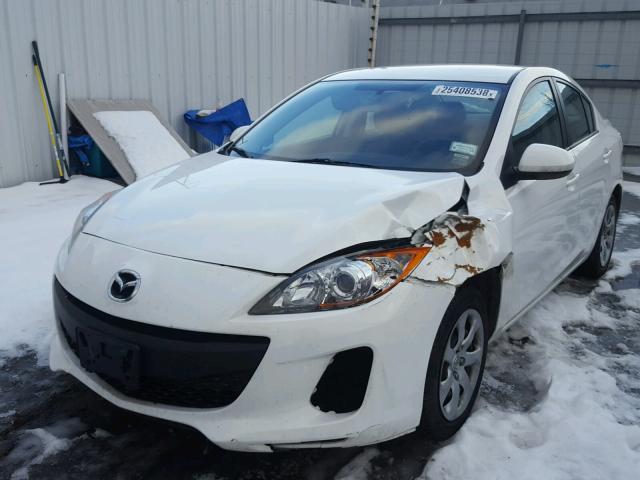 JM1BL1UGXC1569224 - 2012 MAZDA 3 I WHITE photo 2