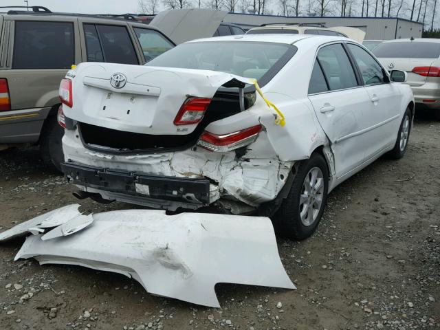 4T1BK3EK7BU615084 - 2011 TOYOTA CAMRY SE WHITE photo 4