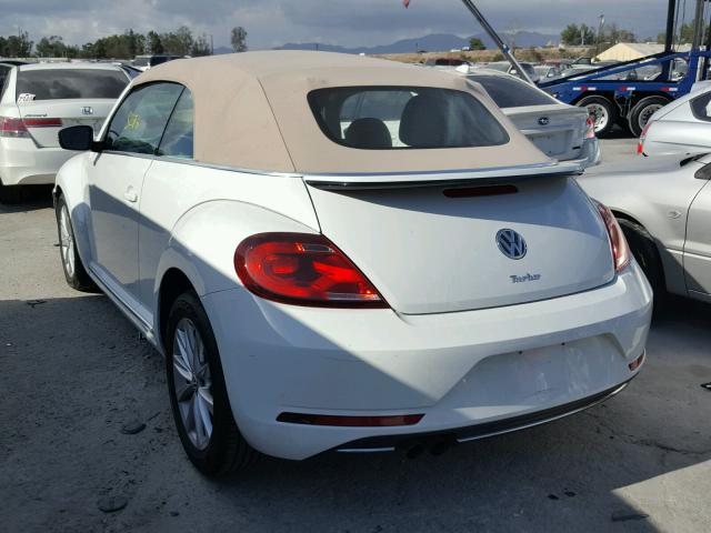 3VW517AT0HM800825 - 2017 VOLKSWAGEN BEETLE S/S 黑色 照片 3