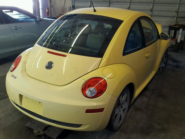 3VWRW31CX6M414678 - 2006 VOLKSWAGEN NEW BEETLE YELLOW photo 4