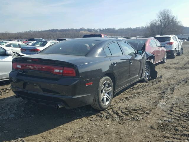 2C3CDXBG5DH719996 - 2013 DODGE CHARGER SE BLACK photo 4